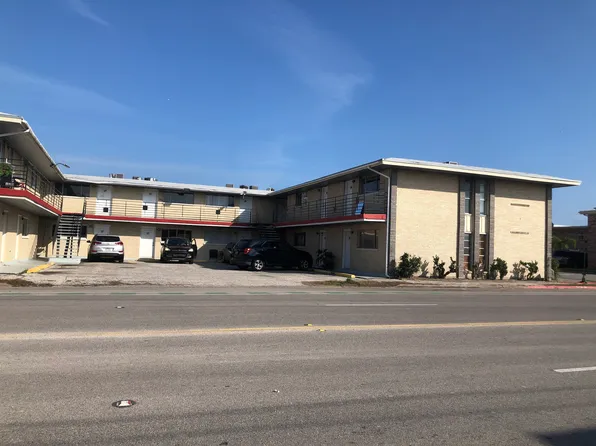 516 Holiday Dr #47, Galveston, TX 77550