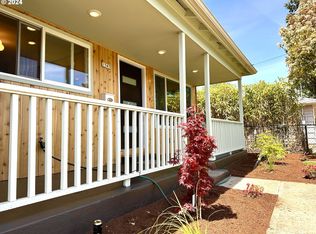 1545 SE 89th Ave, Portland, OR 97216