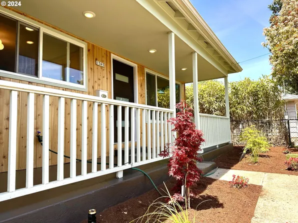 1545 SE 89th Ave, Portland, OR 97216