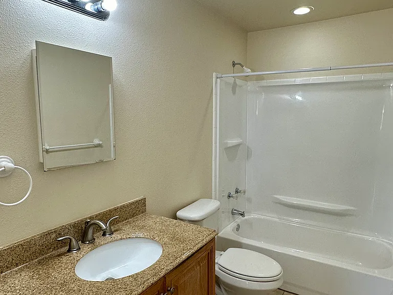 5617 Watters Pl — Photo 7