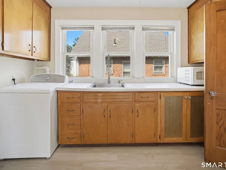 99 Thomas St — Photo 16