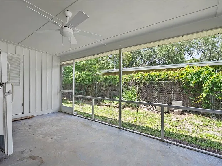 5212 N Indiana Ave — Photo 26