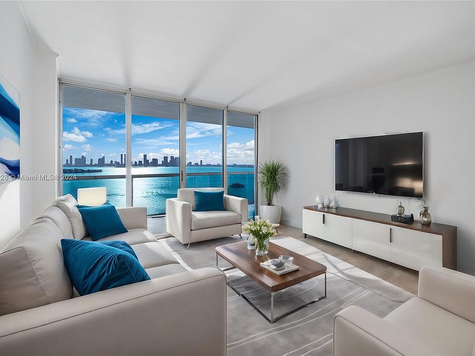 1st image of 1900 Sunset Harbour Dr Suite 1712