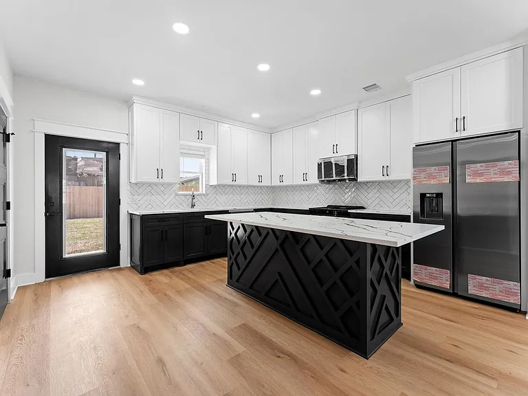 7222 Market St — Photo 5