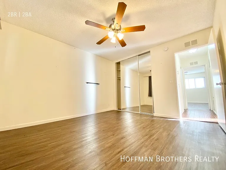 1808 N Harvard Blvd #10 — Photo 7