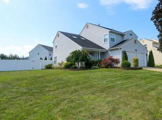 54 Huckleberry Ave, Erial, NJ 08081