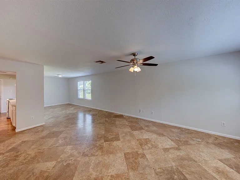 1118 Wilson St — Photo 5