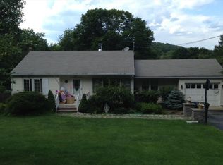 84 McLaughlin Dr, Mahopac, NY
