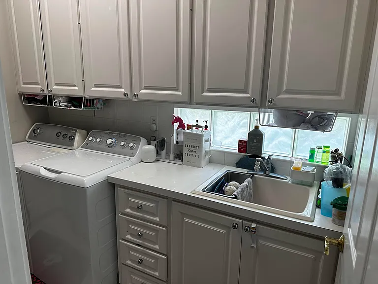 2023 Valencia Dr — Photo 21