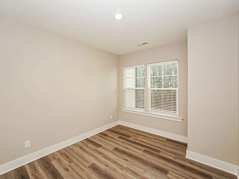 120 Glencoe Ln #104 — Photo 13