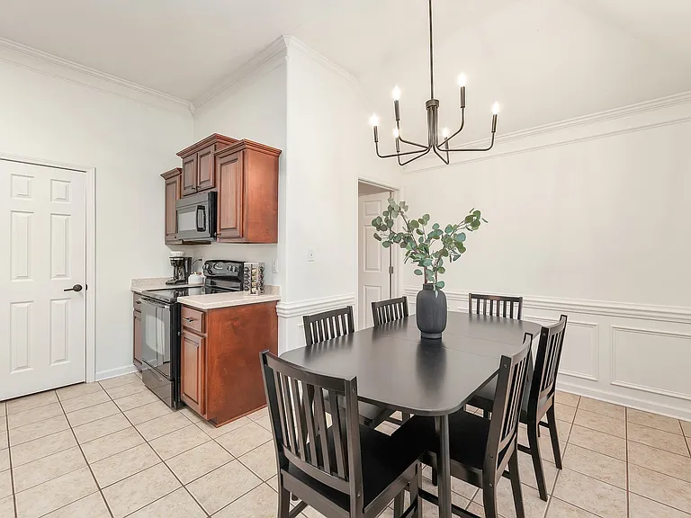 75 Romie Dr — Photo 5