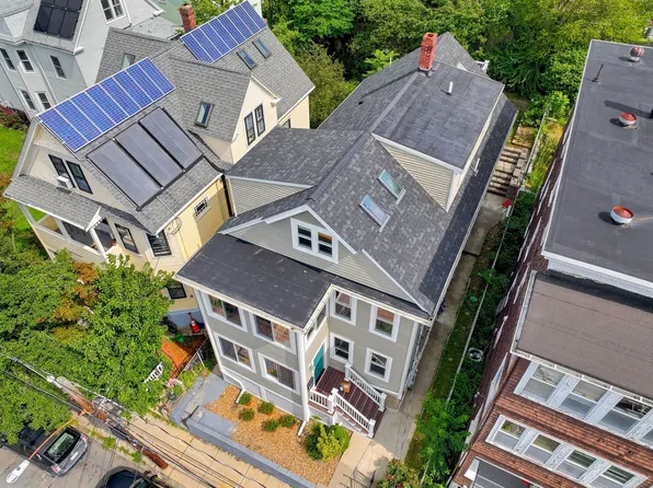 21 Malvern Ave #1, Somerville, MA 02144
