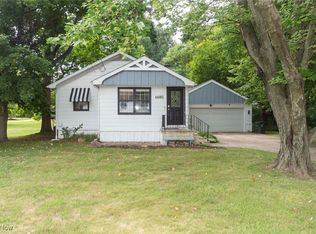 6680 S Dewey Rd, Amherst, OH 44001