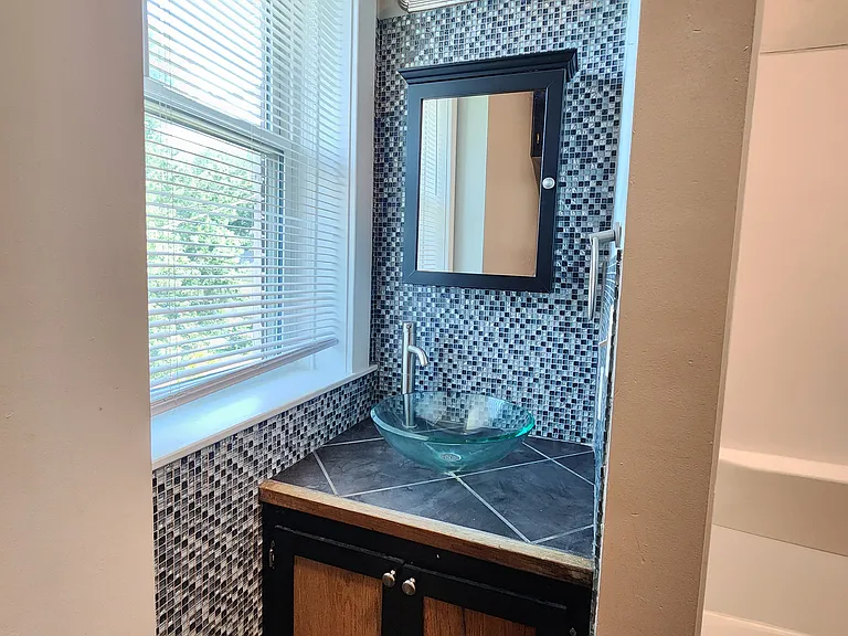 732 N 12th St #2 — Photo 12