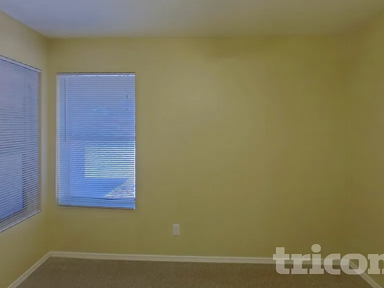 2403 S Evergreen Rd — Photo 10