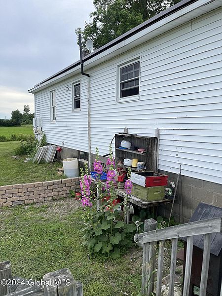 4th image of 2763 County Route 46