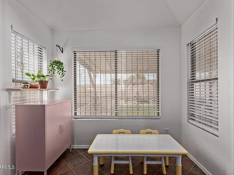 15864 W Anasazi St — Photo 14