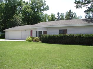 412 1st St SW, Pelican Rapids, MN 56572