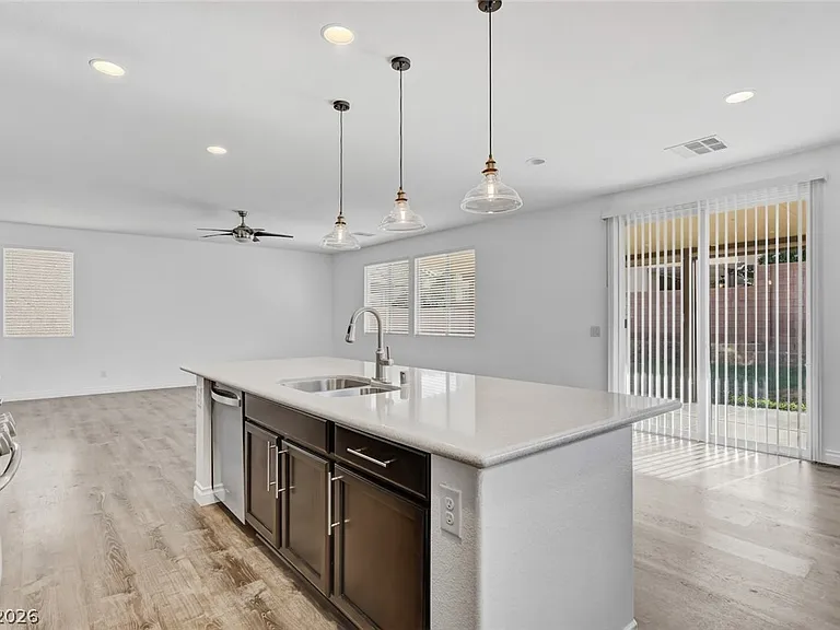 7103 Stanley Frederick St — Photo 16