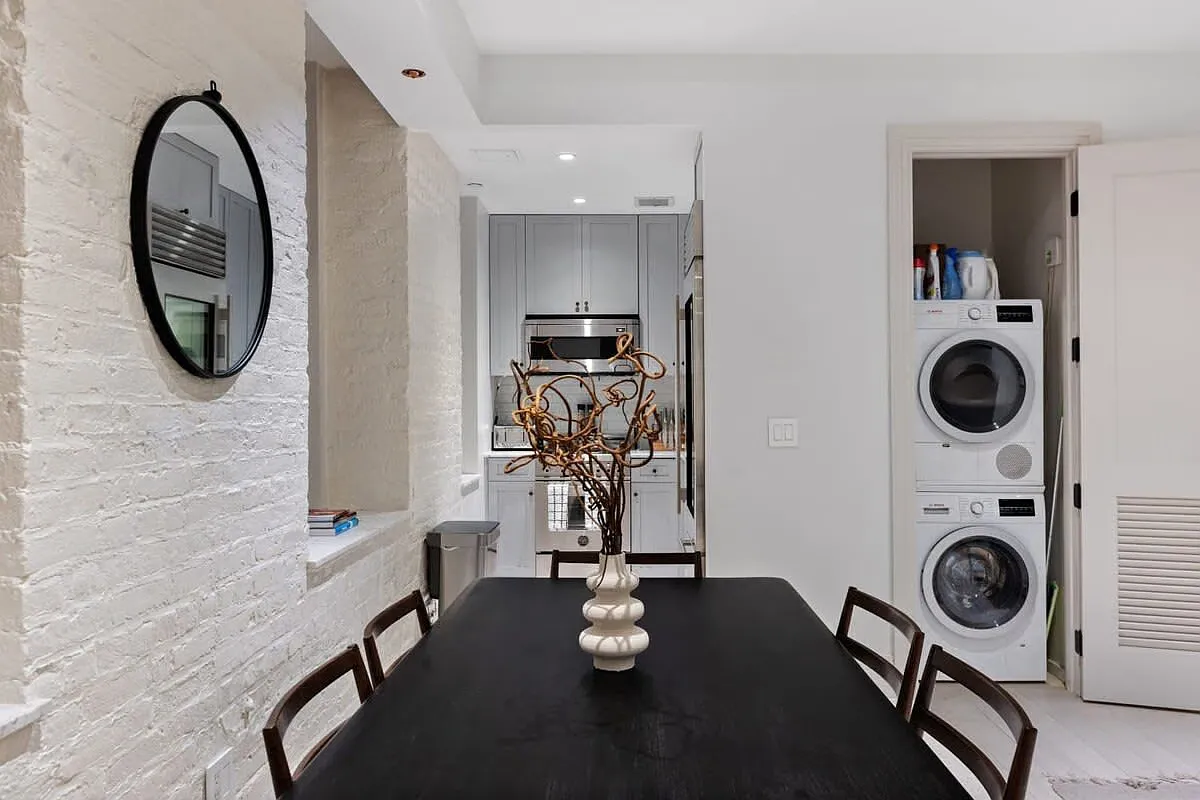 43 West 27th Street — Photo 2