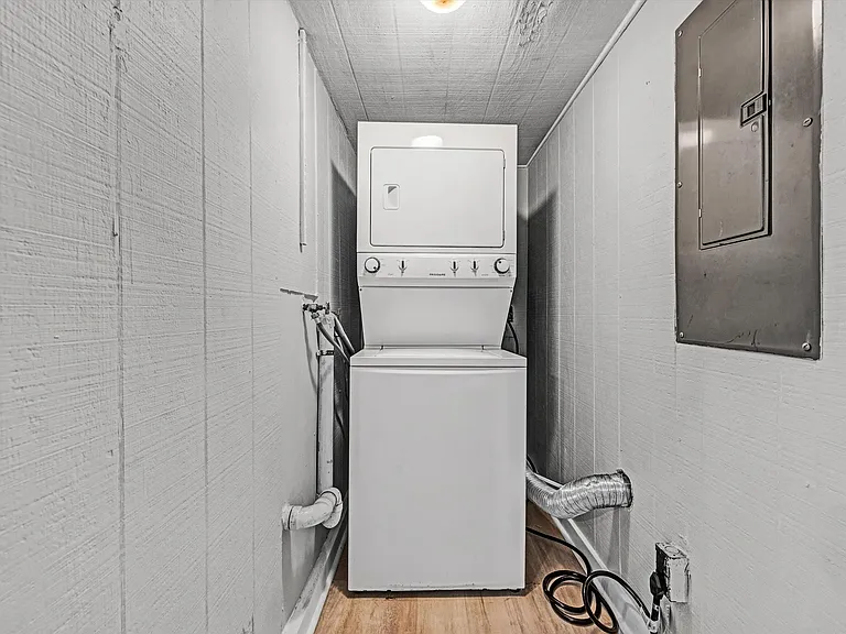 1718 Jerome St SE #1718 — Photo 11
