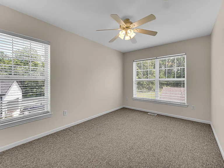 314 Village Sq — Photo 14