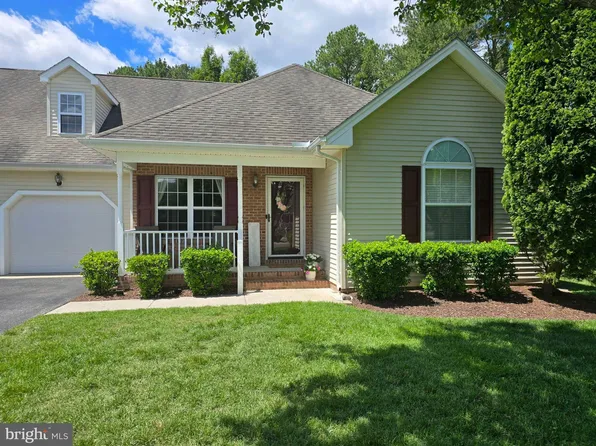 910 Sapphire Ct, Salisbury, MD 21804