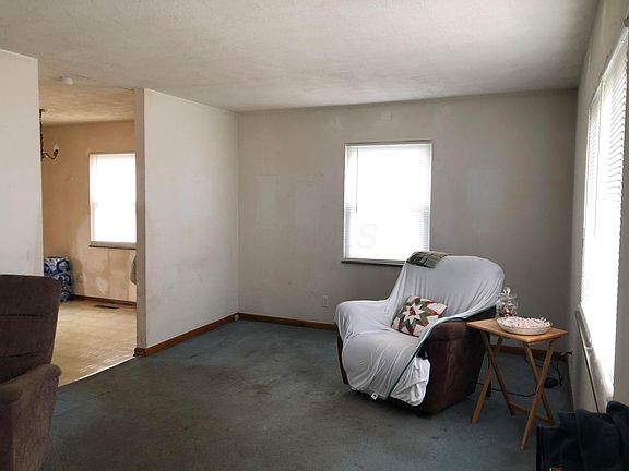3rd image of 4187 Sexton Dr