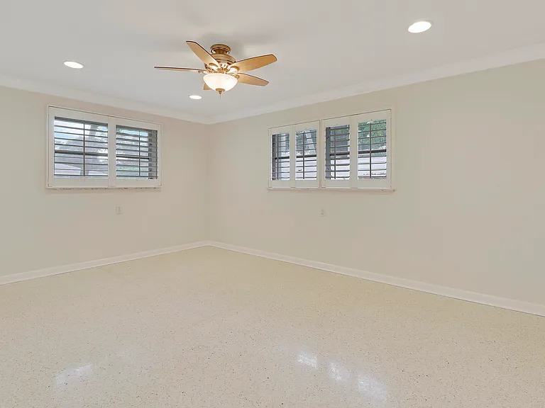 1600 Venus Ave — Photo 18