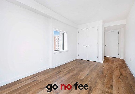 4th image of 251 W 117th St Penthouse F