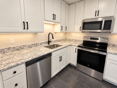 151 Milk St APT 12, Westborough, MA, 01581