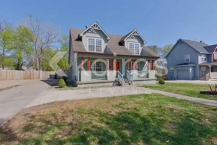 4415 The Paseo Blvd — Photo 3