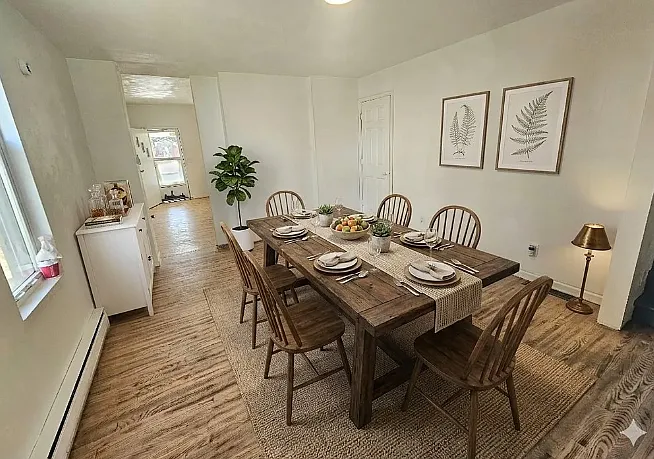 3 bed, 1136 sqft, $1,299 — Photo 3