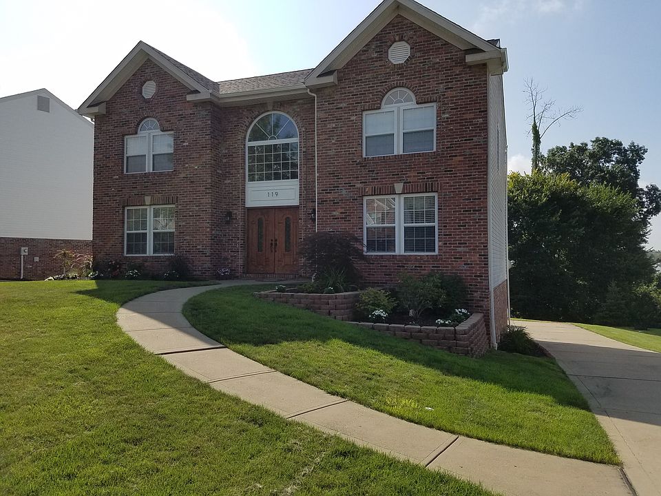 1st image of 119 Lilac Ct
