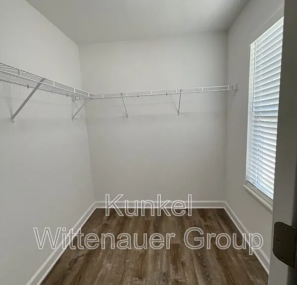 2621 Greystone Estates Pkwy — Photo 25