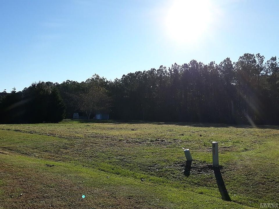 2nd image of 123 Deerfield Ln