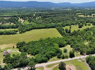 1 Frazier Rd, Mansfield, AR 72944