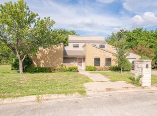 14 Quail Run St, Gainesville, TX 76240