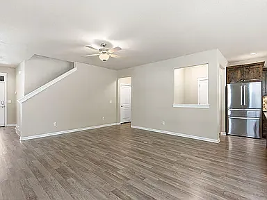 3 bed, 2.5 bath, 1815 sqft, $3,000 — Photo 4