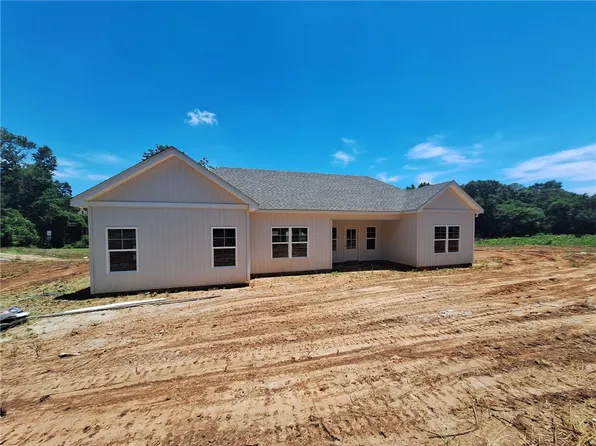 1390 Ben Brown Rd, Valley, AL 36854