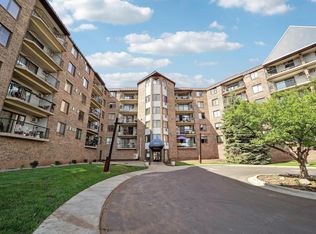 2601 Kenzie Ter APT 318, Saint Anthony, MN 55418