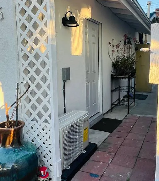 6243 Chapman Ave — Photo 1