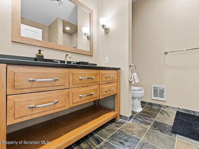 509 Bogart Pl #202 — Photo 20