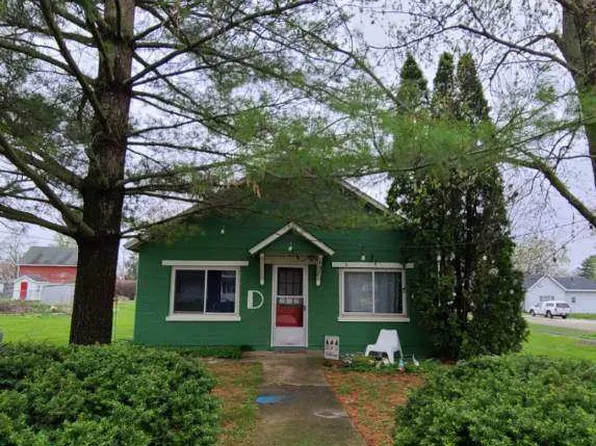 107 N Main St, Muncie, IL 61857