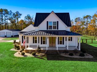 851 Dog Bluff Rd., Galivants Ferry, SC 29544