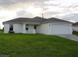 2720 NE 5th Pl, Cape Coral, FL 33909