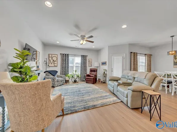 16604 Demi Dr, Athens, AL 35613