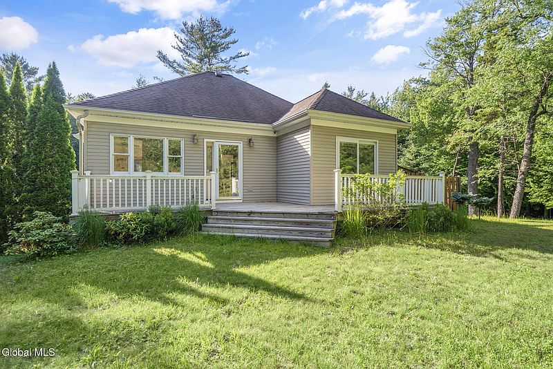 3rd image of 108 La Flamme Road