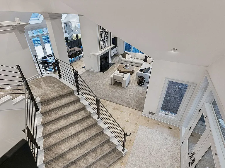 14341 Hamilton St — Photo 76