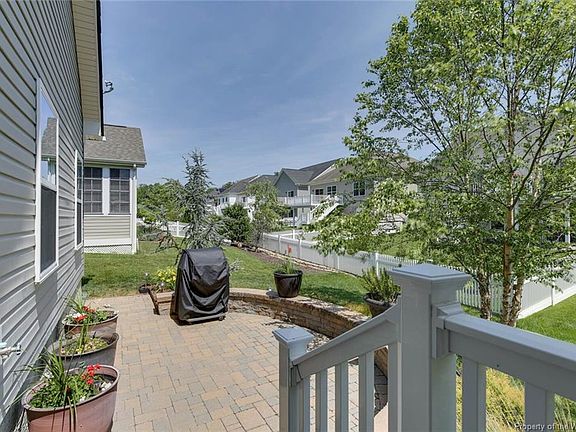 5th image of 4124 Winthrop Cir